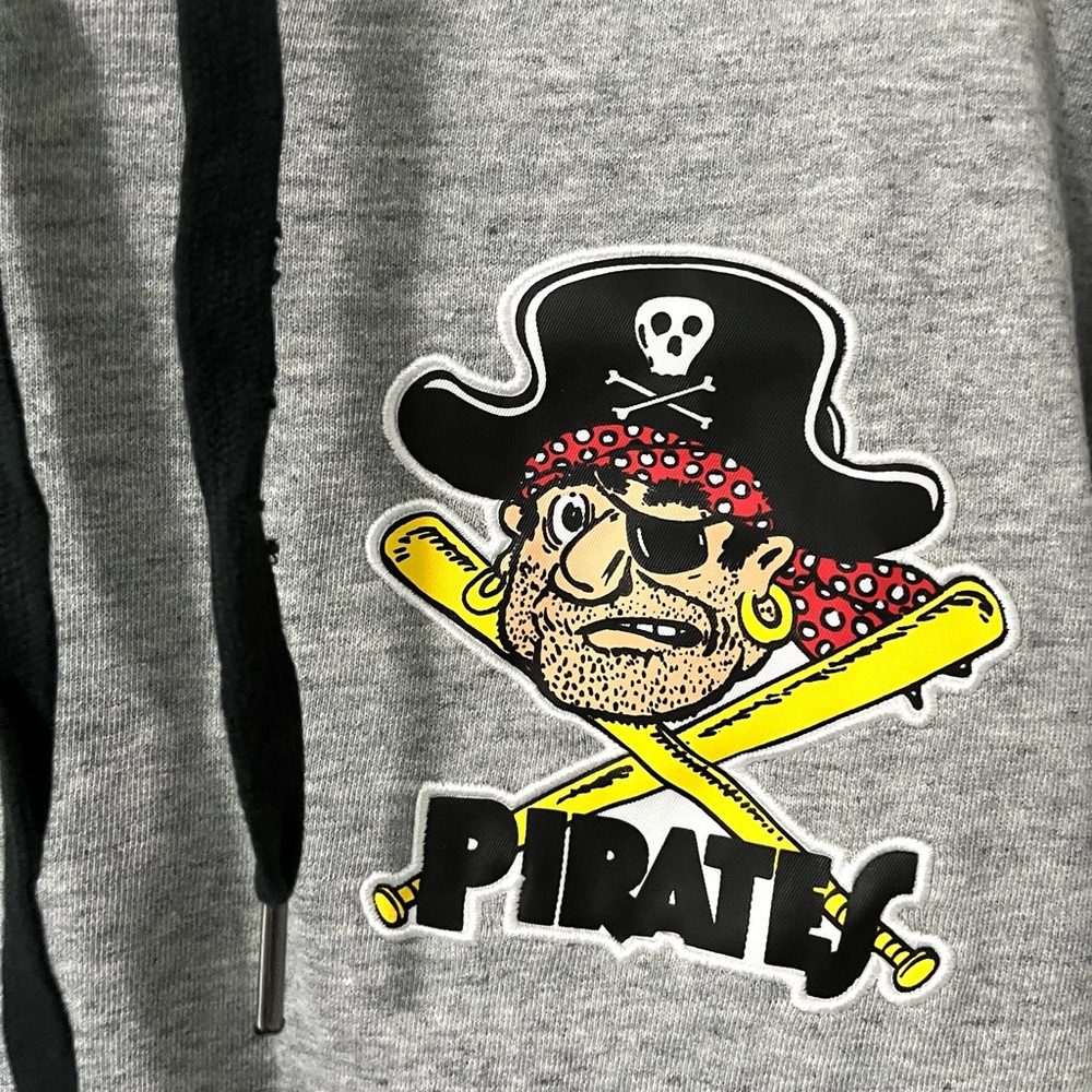 Mitchell & Ness Cooperstown Collection Pittsburgh Pirates Hoodie, Size: Medium - Picture 9 of 10